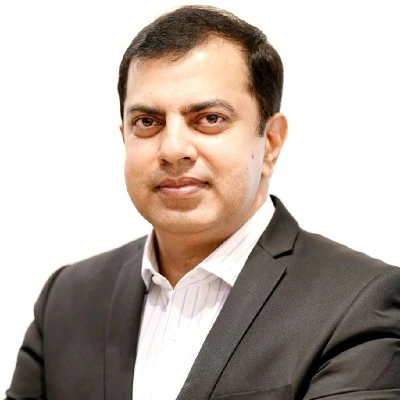  Prof. Dr. Muhammad Akhyar Farrukh 
